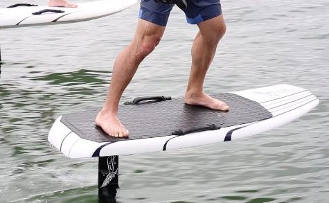 What Are the Benefits of a Hydrofoil Surfboard?